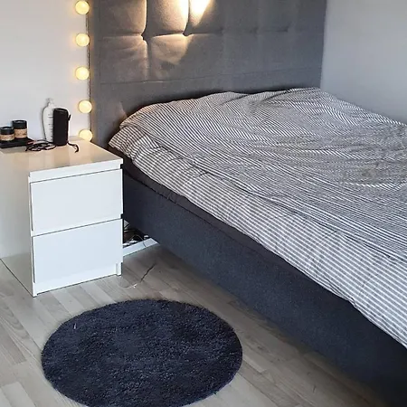 Saunallinen Yksioe Ydinkeskustassa, Iso Parveke Laitila